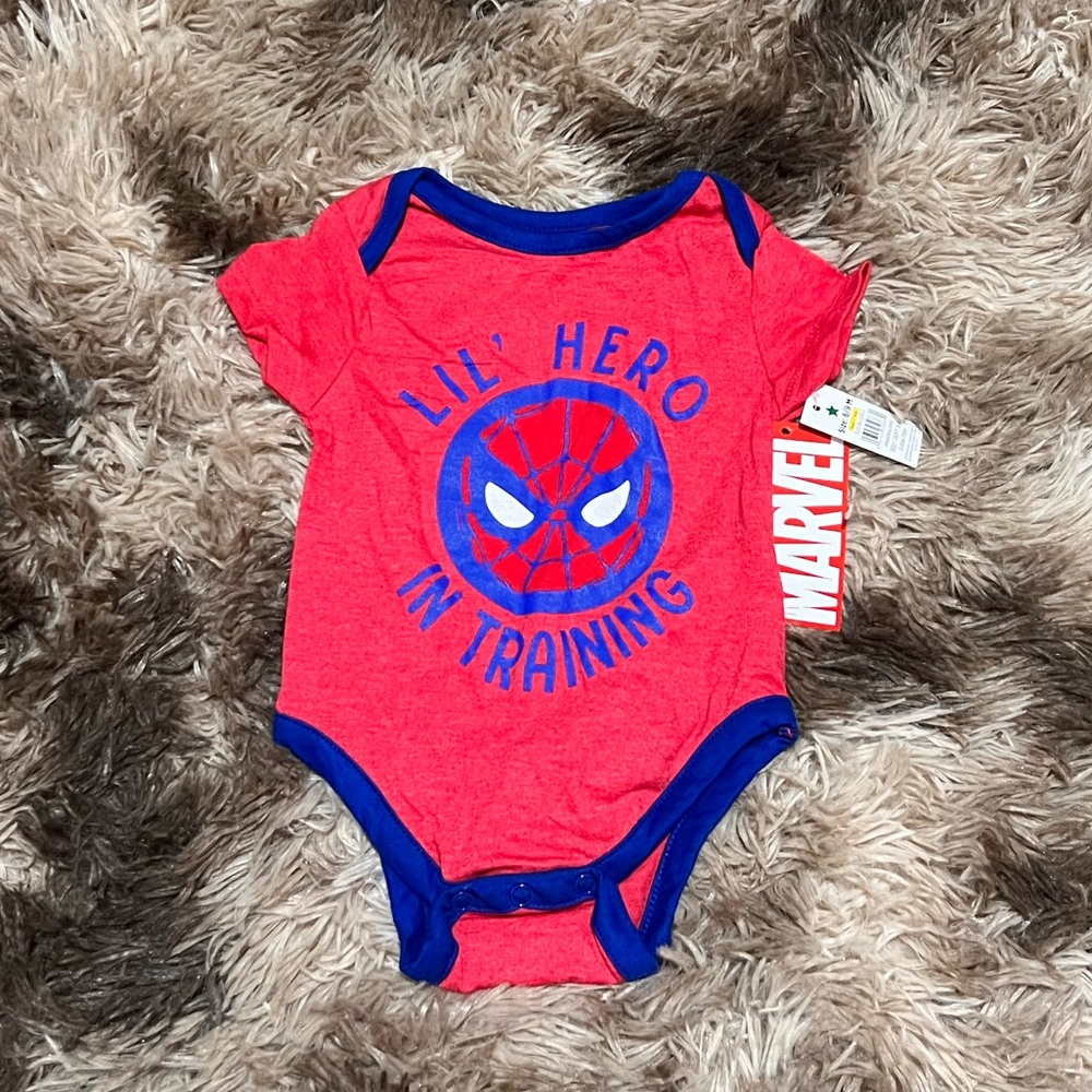 Marvel Spider-Man onesie size 6-9 months